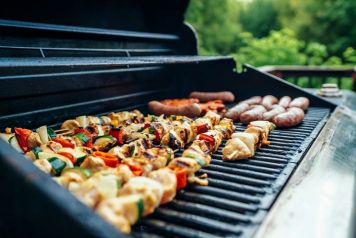 Grilling (foto: https://unsplash.com/@evanthewise)